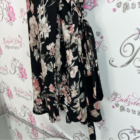 MOITY dress wrap style tie up pink white green Black Floral Mini Dress flowers - Picture 3 of 10